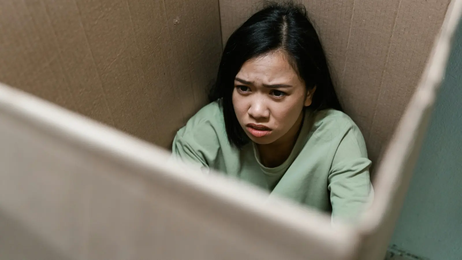 Employee with cardboard box representing wrongful termination